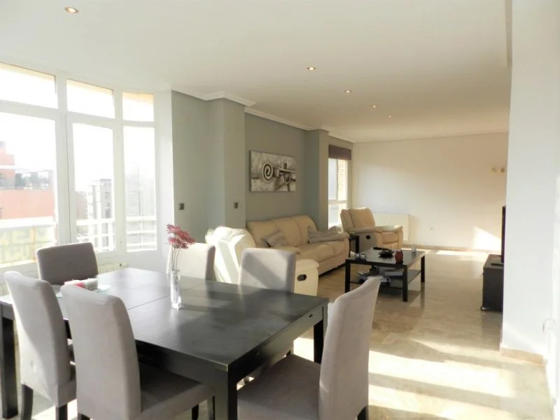 Four-bedroom flat near San Juan Playa