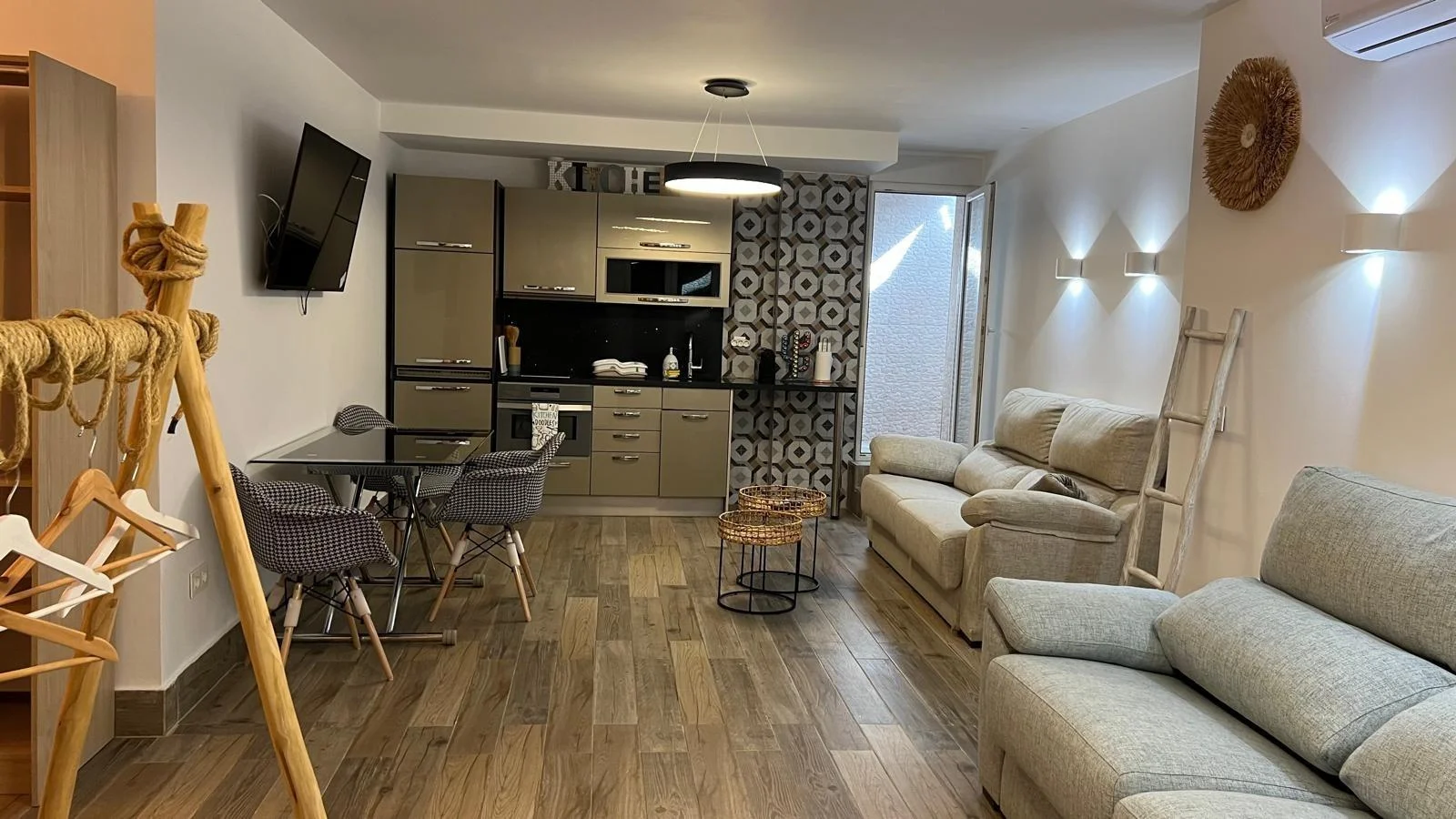 Loft reformado en Alicante, 1 dormitorio