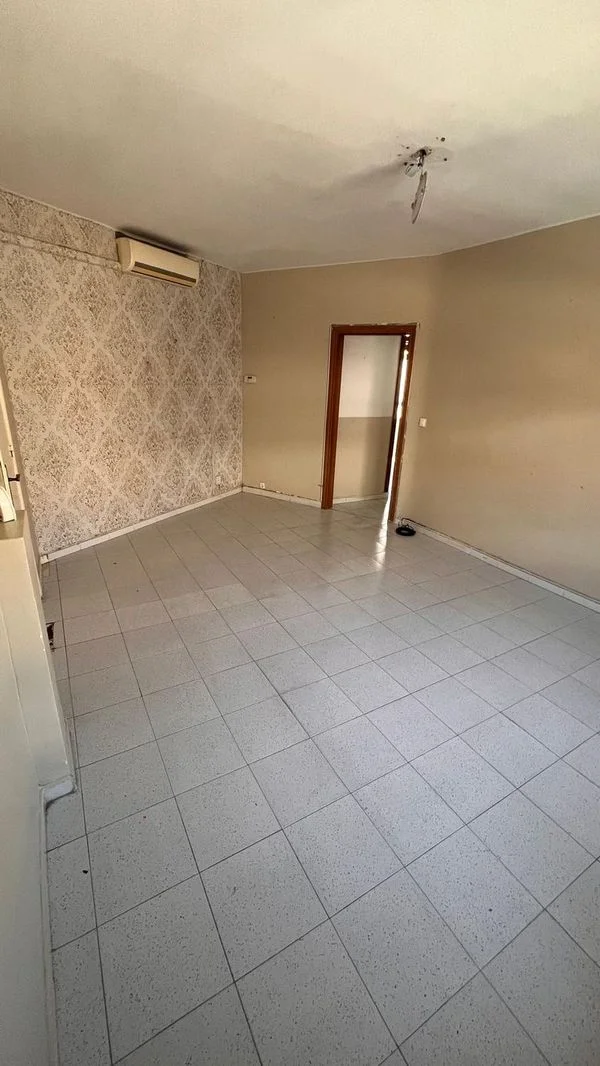 Piso VPO en Sant Andreu, 3 dormitorios