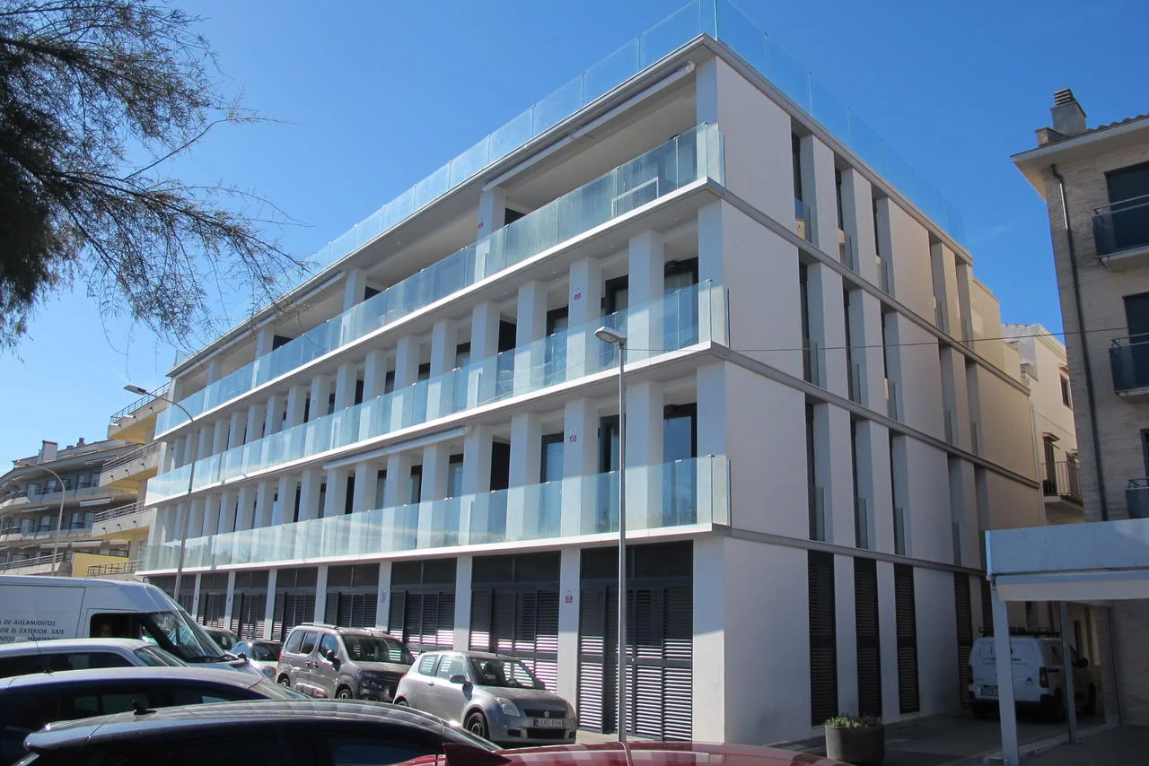 Seafront centre apartment, 3 bedrooms