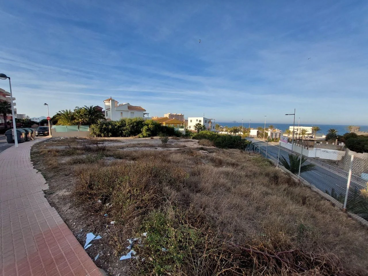 Terreno cerca de ambos mares, 925 m²