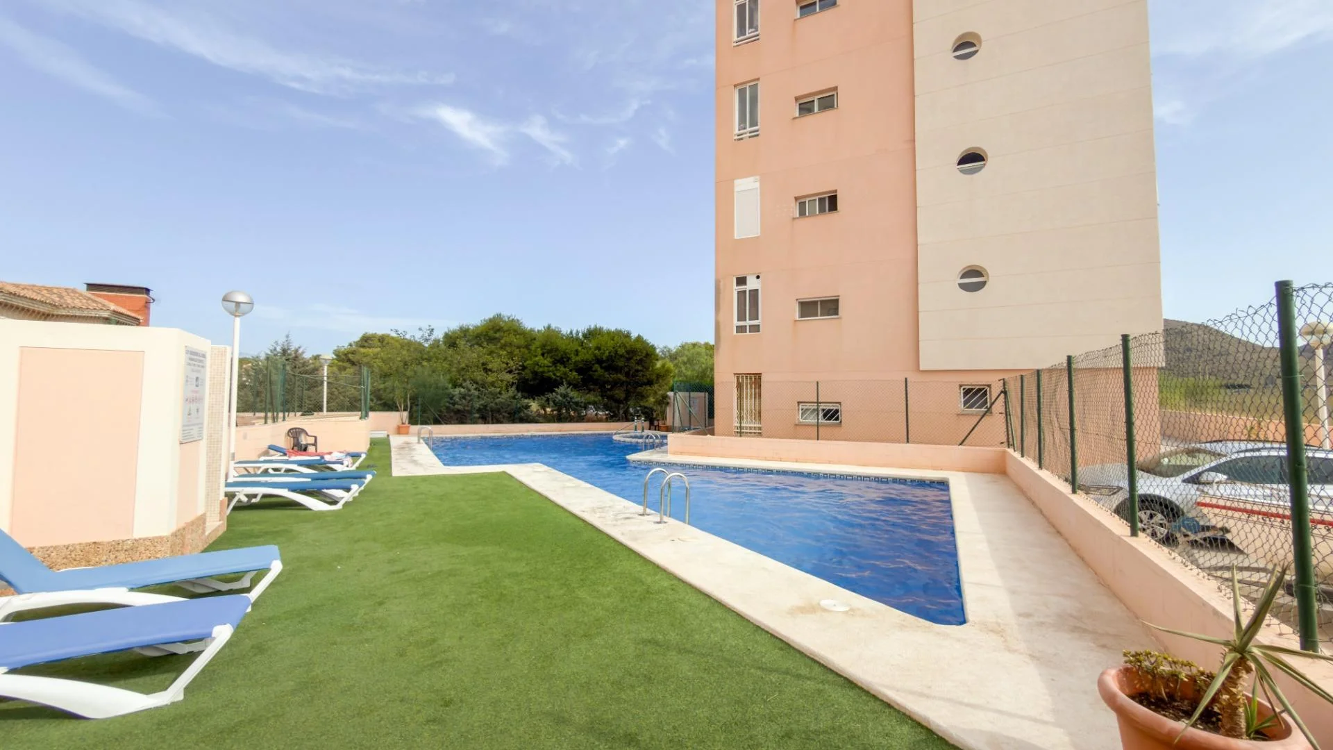 Apartamento de un dormitorio cerca de la playa