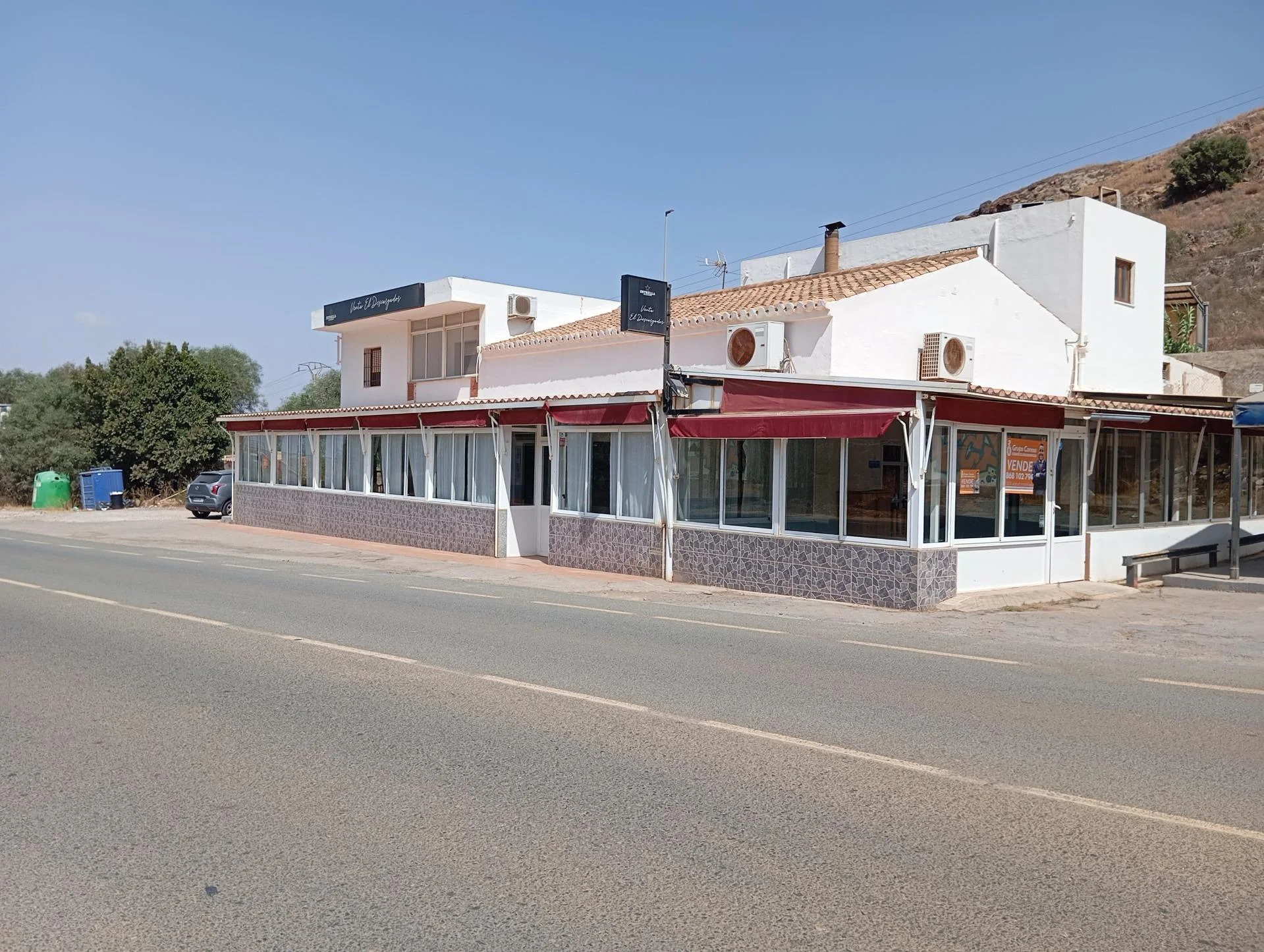 Local de restauración con vivienda independiente superior