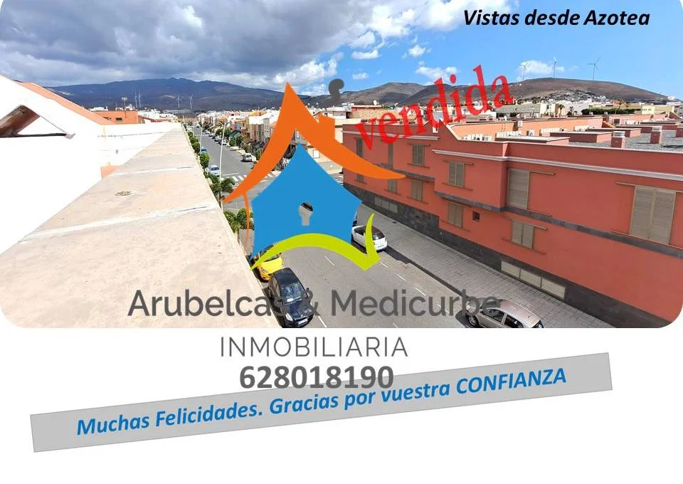 Piso esquinero vendido con dos plazas