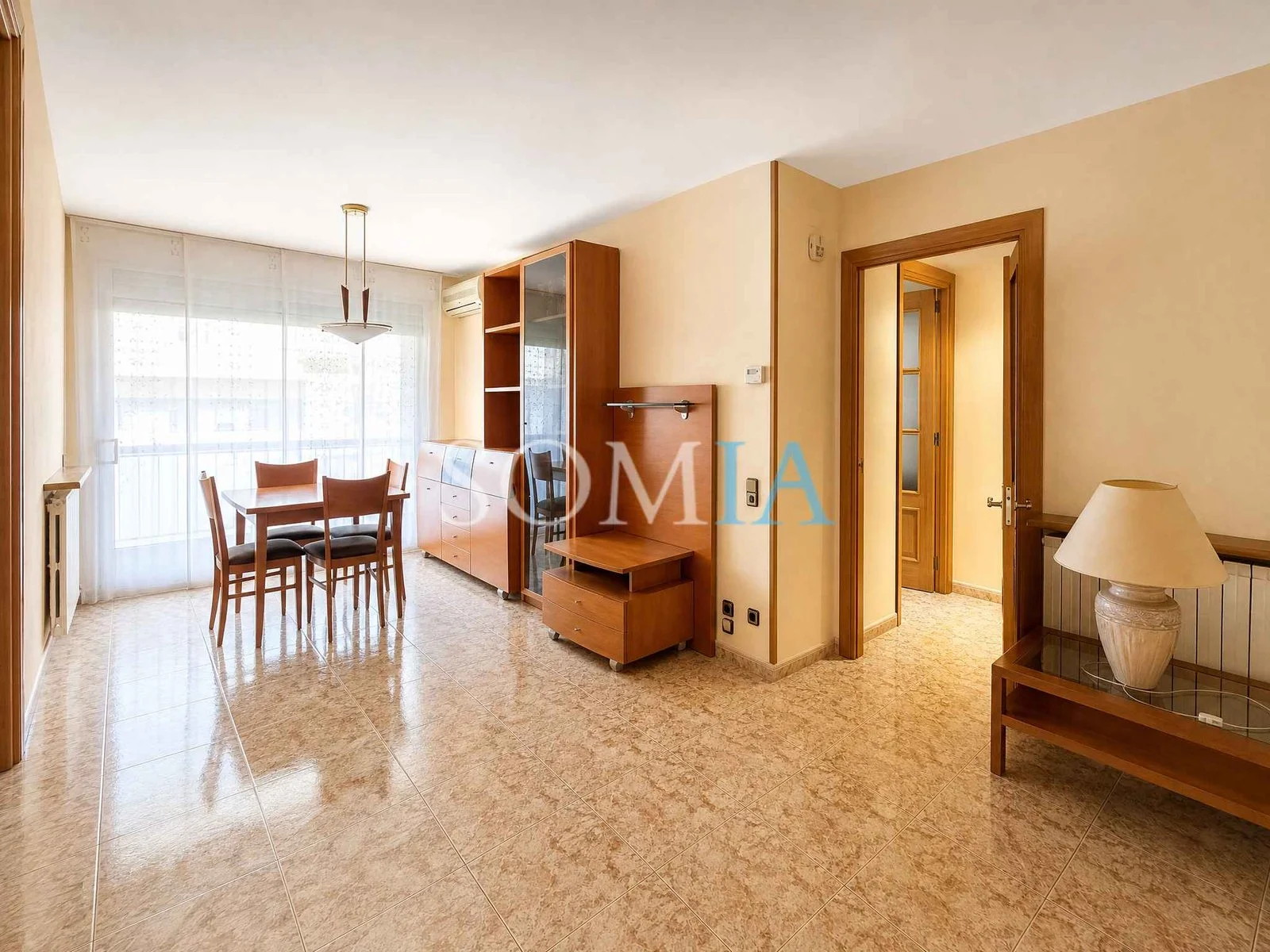 Bright four-bedroom flat in Sant Ponç