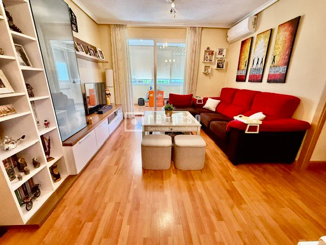 Reformed Moratalaz flat, 3 bedrooms
