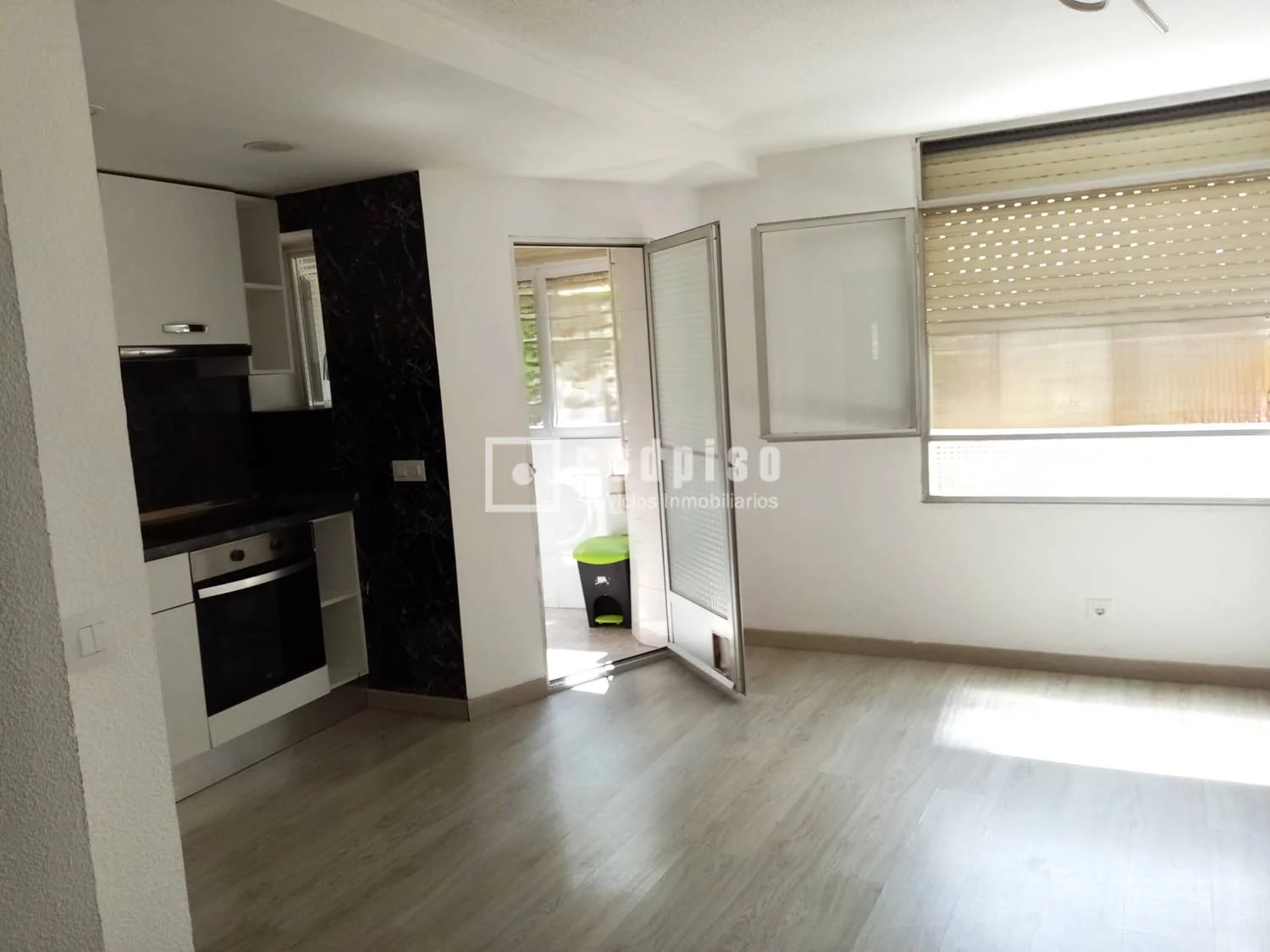Flat for sale in Amposta, Madrid