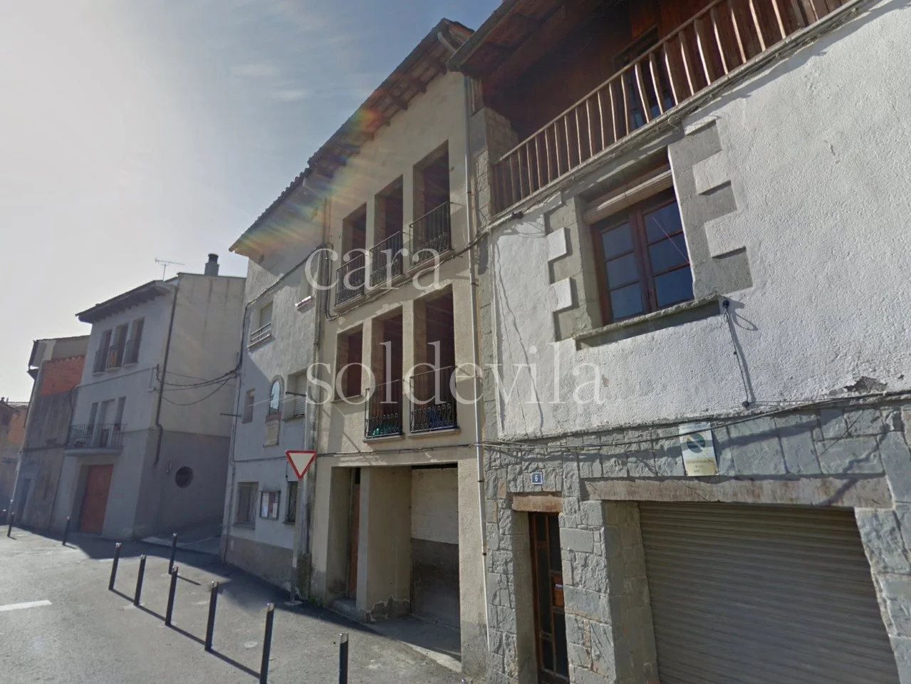 Casa céntrica sin terminar, cuatro habitaciones