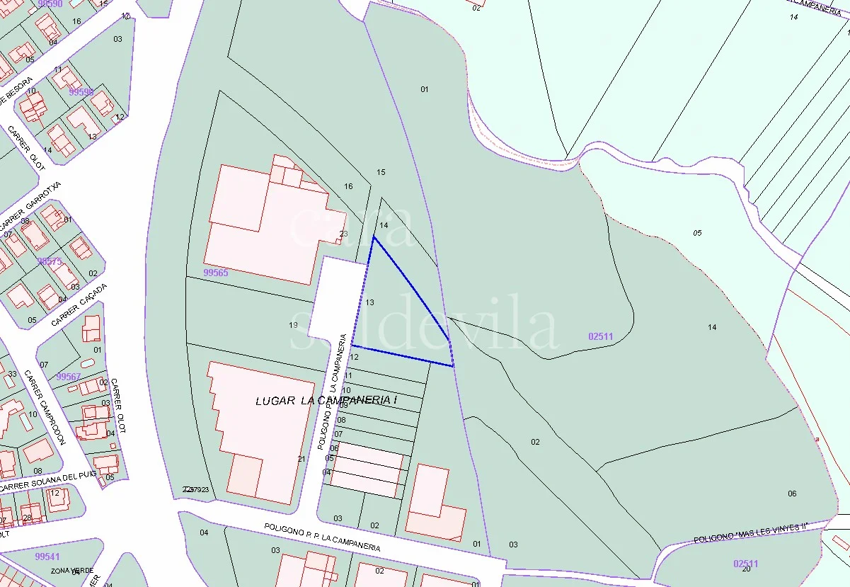 Solar industrial en Torelló, 2.626 m²