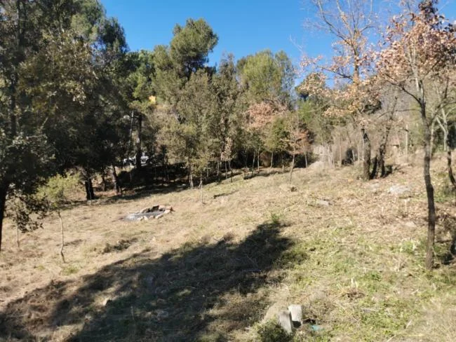 Parcela con vistas en Seva, 853 m²
