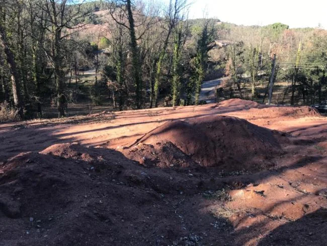 Parcela semiplana en Viladrau con potencial edificatorio