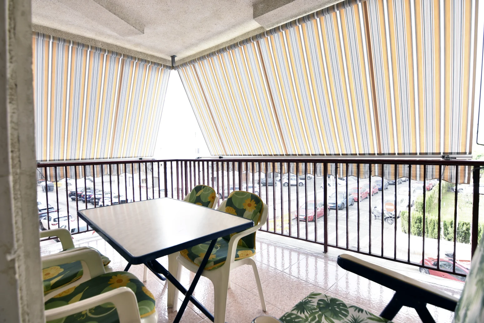 Large Playa Levante flat, 5 bedrooms