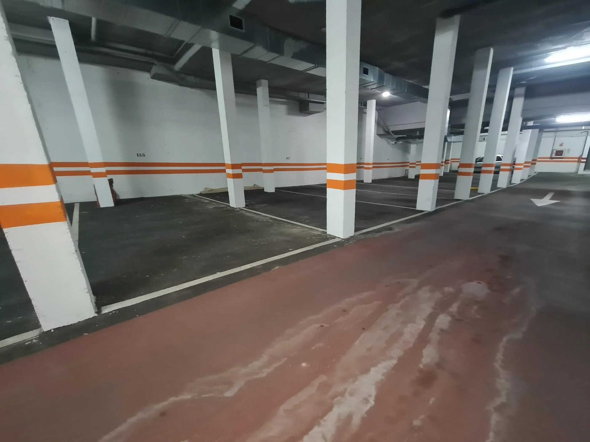 Garaje en sótano en Arenales del Sol