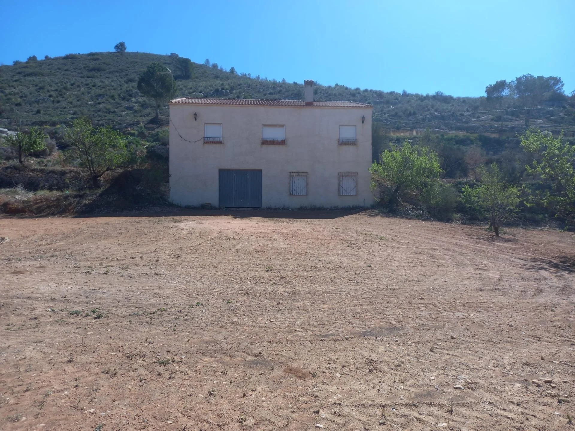 Duplex house with three bedrooms