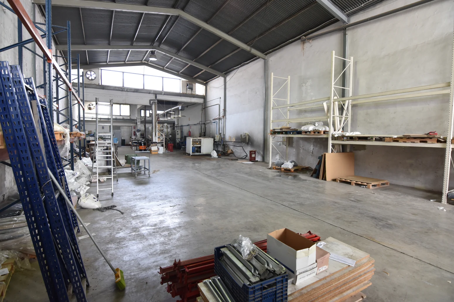 Nave industrial en buen estado en Aspe