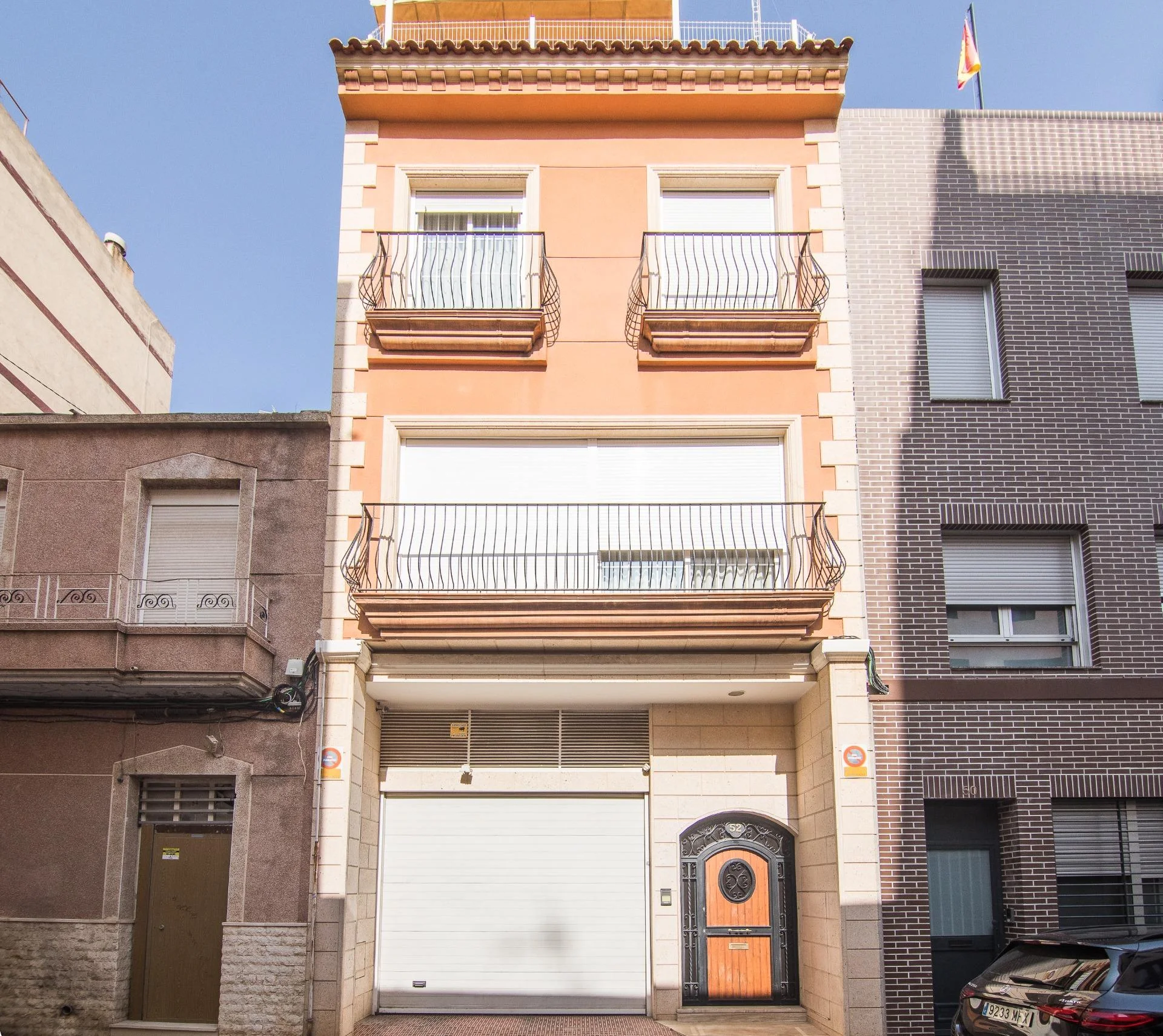 Detached Elche home, 289 m², garage