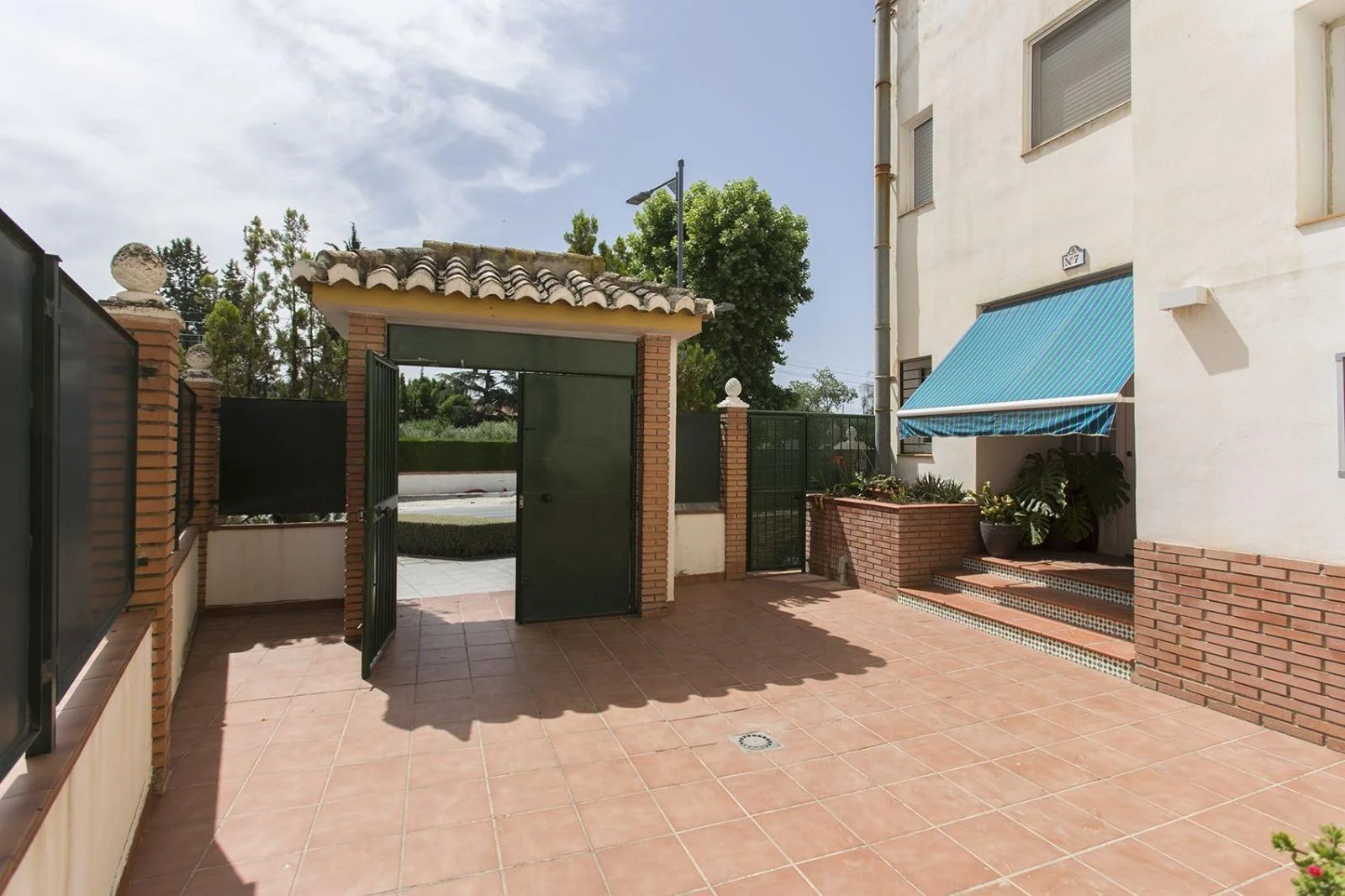 Move-in townhouse in Alhendín, 3 bedrooms