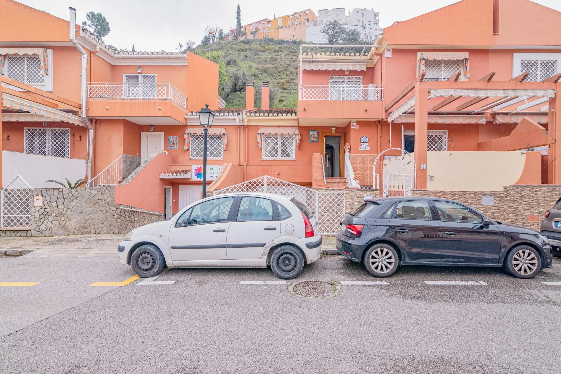 Adosado de cuatro dormitorios en Granada