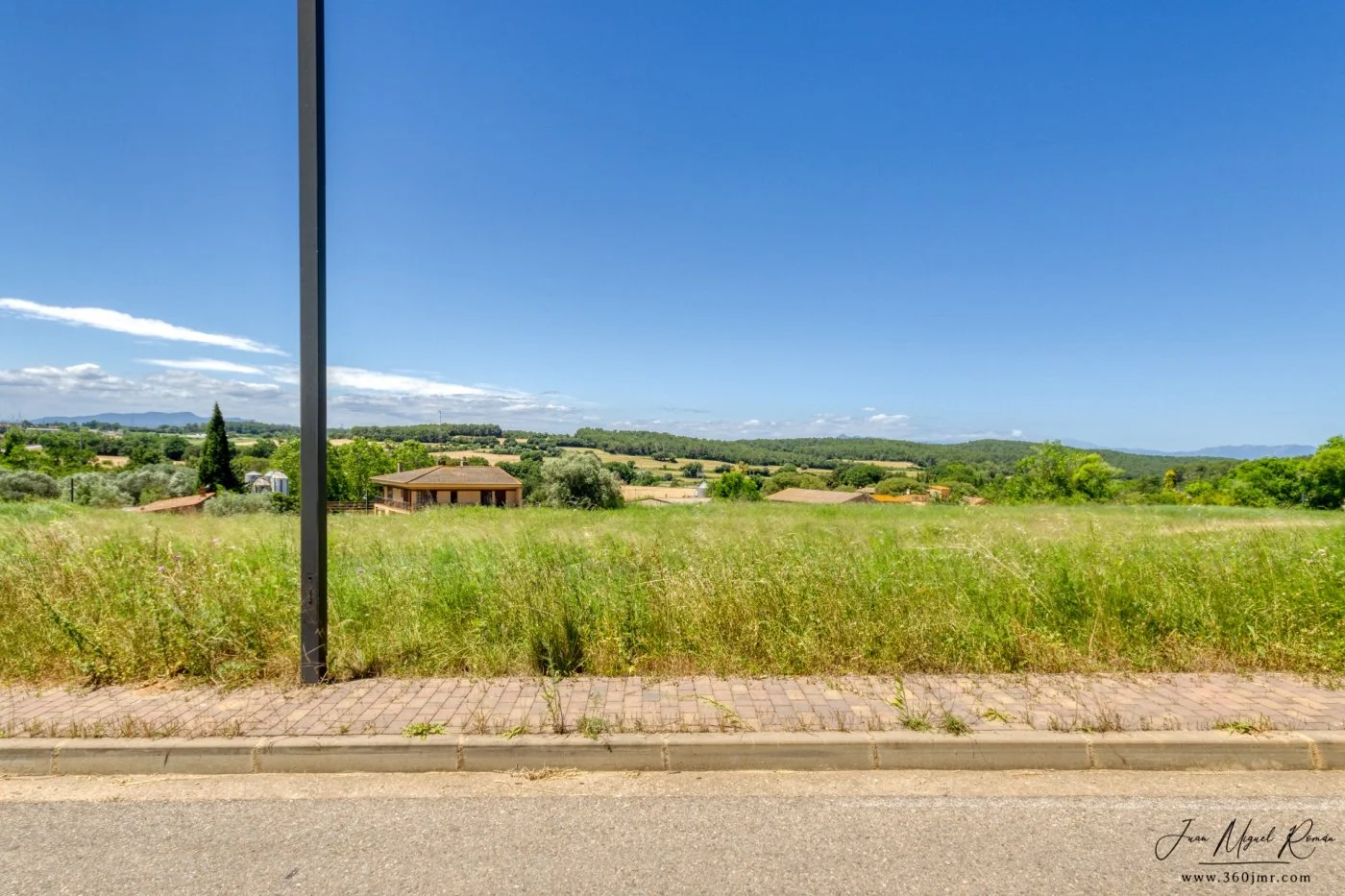 Parcela en Saus de 800 m² con vistas
