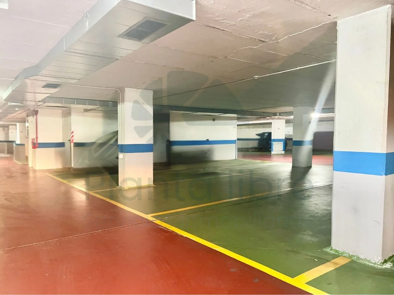 Garaje seguro de 13 m² en San Adrián