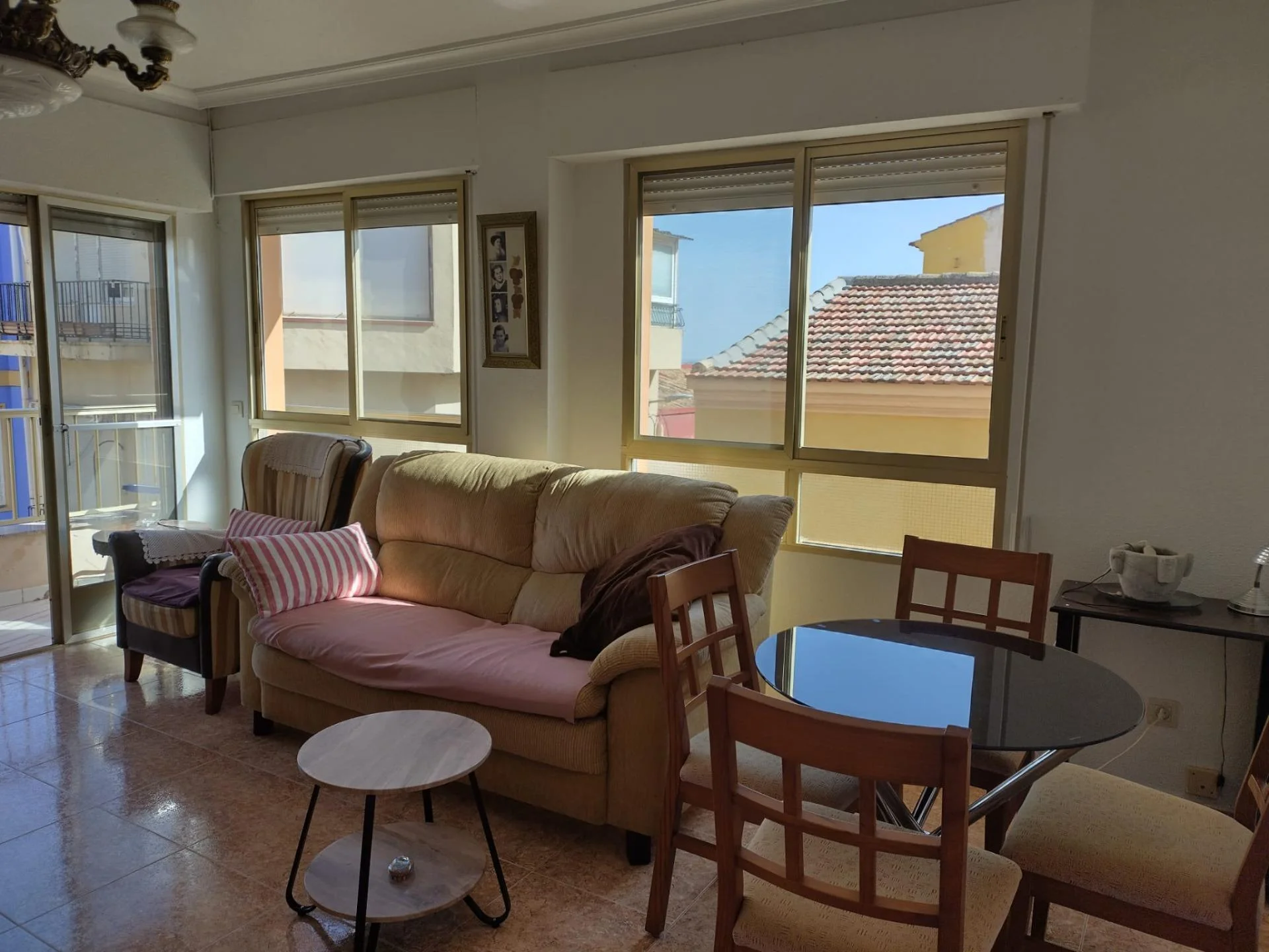 Piso céntrico de tres dormitorios
