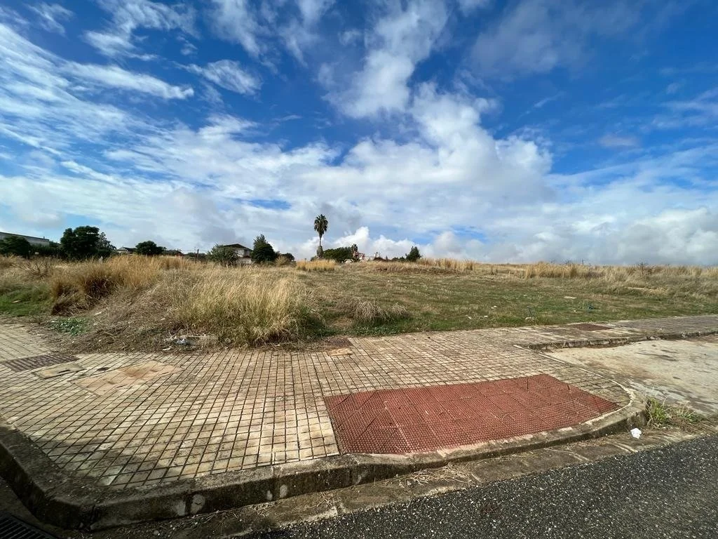 Solar edificable de 92 m² en Guillena
