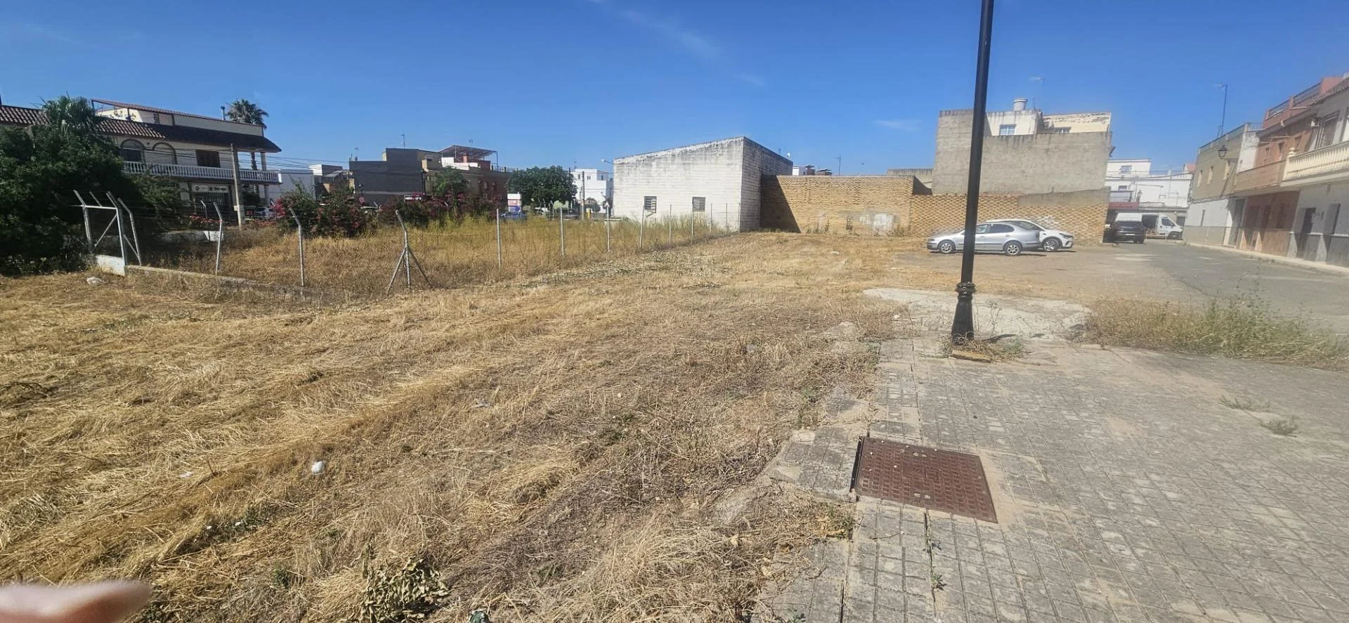 Building plot in Guillena, 609 m²