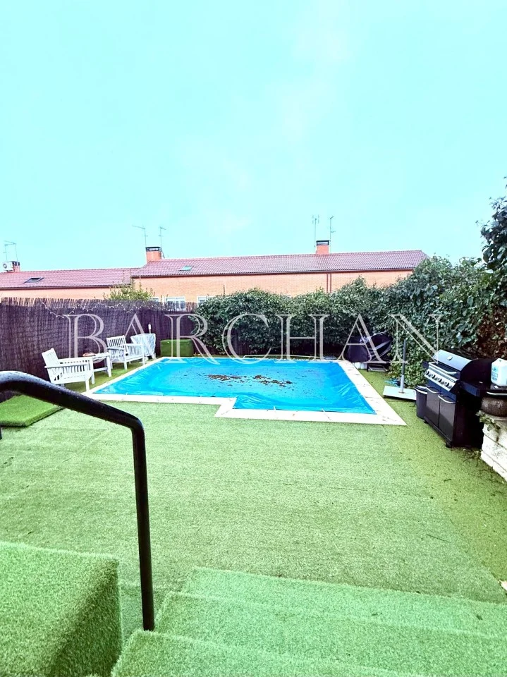 Chalet near nature with private pool