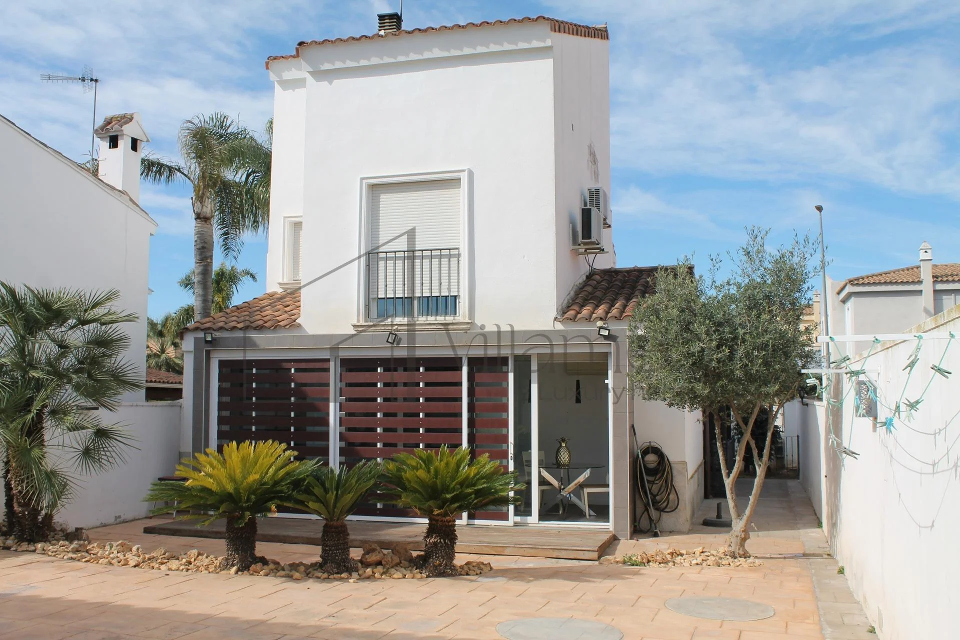 Chalet in Maravisa with four bedrooms