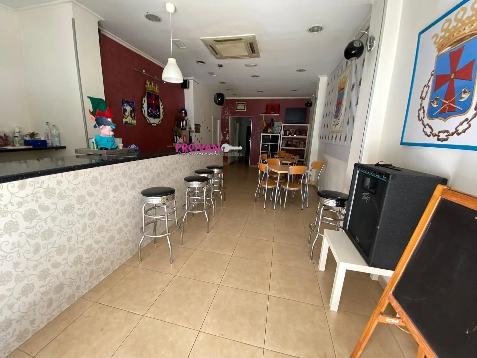 Local comercial en Elche con uso de pub