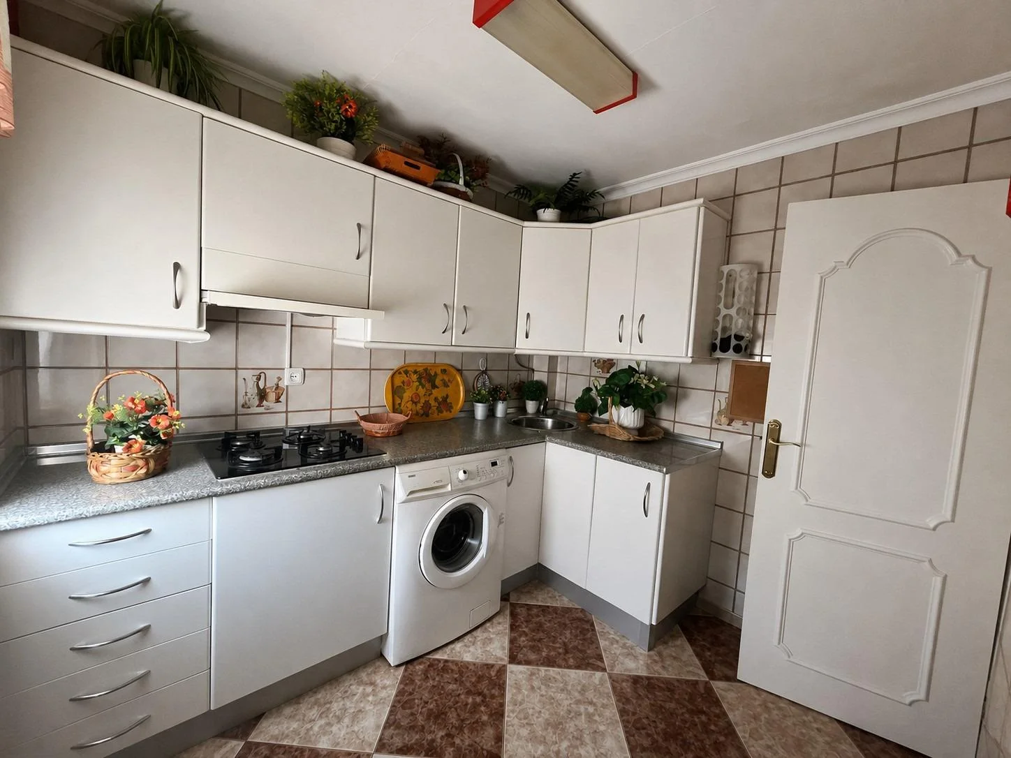 Two-bedroom flat near Renfe station