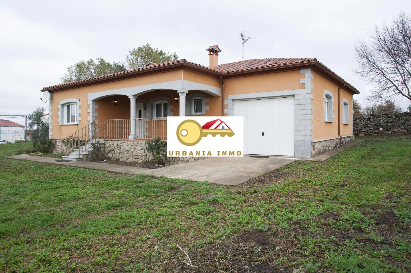 Chalet en Barruecopardo con jardín y 3 dormitorios