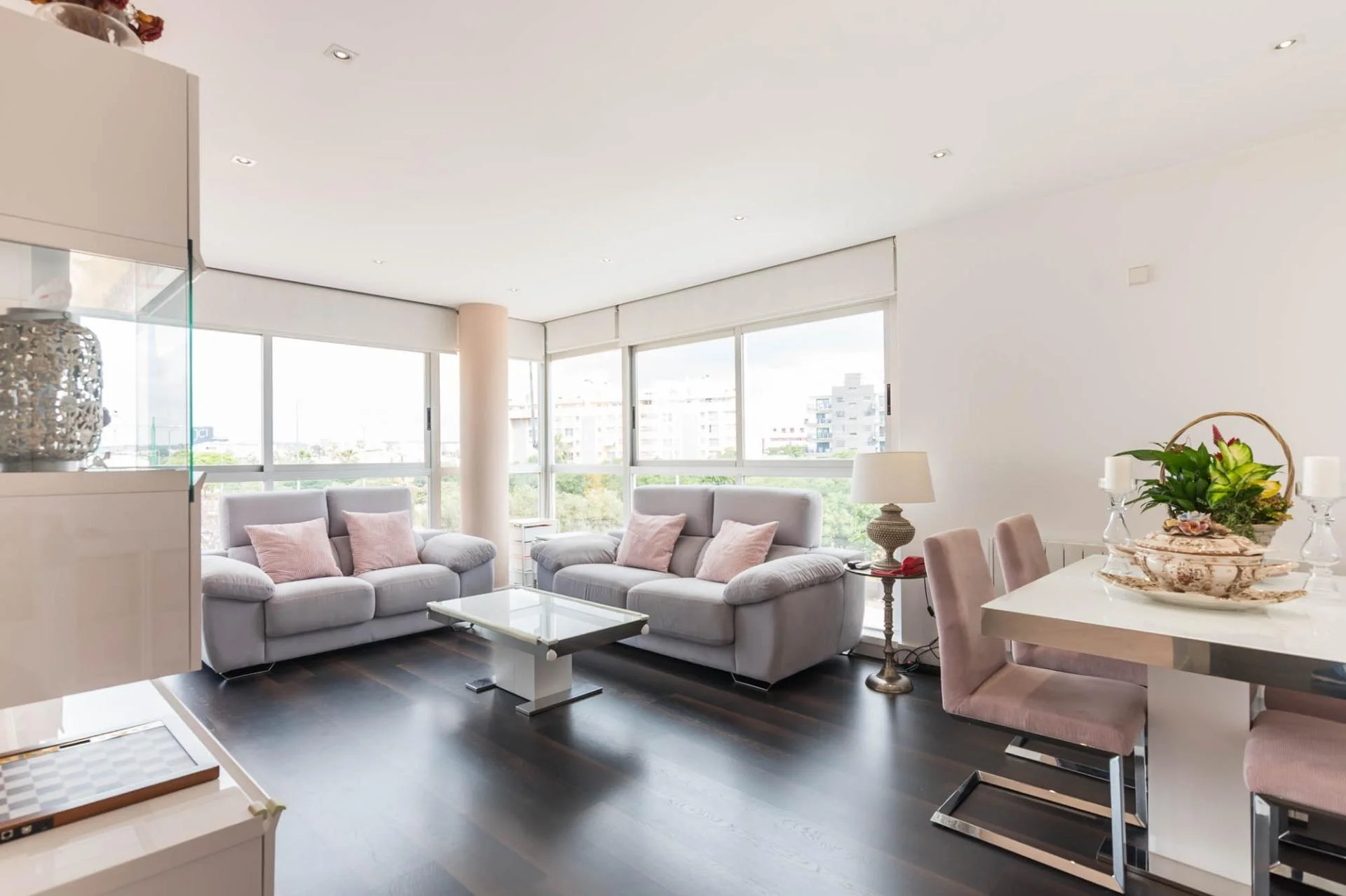Semi-new Murcia flat, three bedrooms