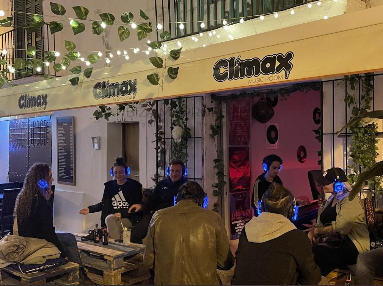 Port of Ibiza bar premises, 40m²
