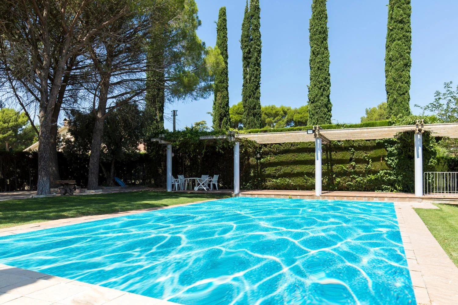 Large chalet with private pool