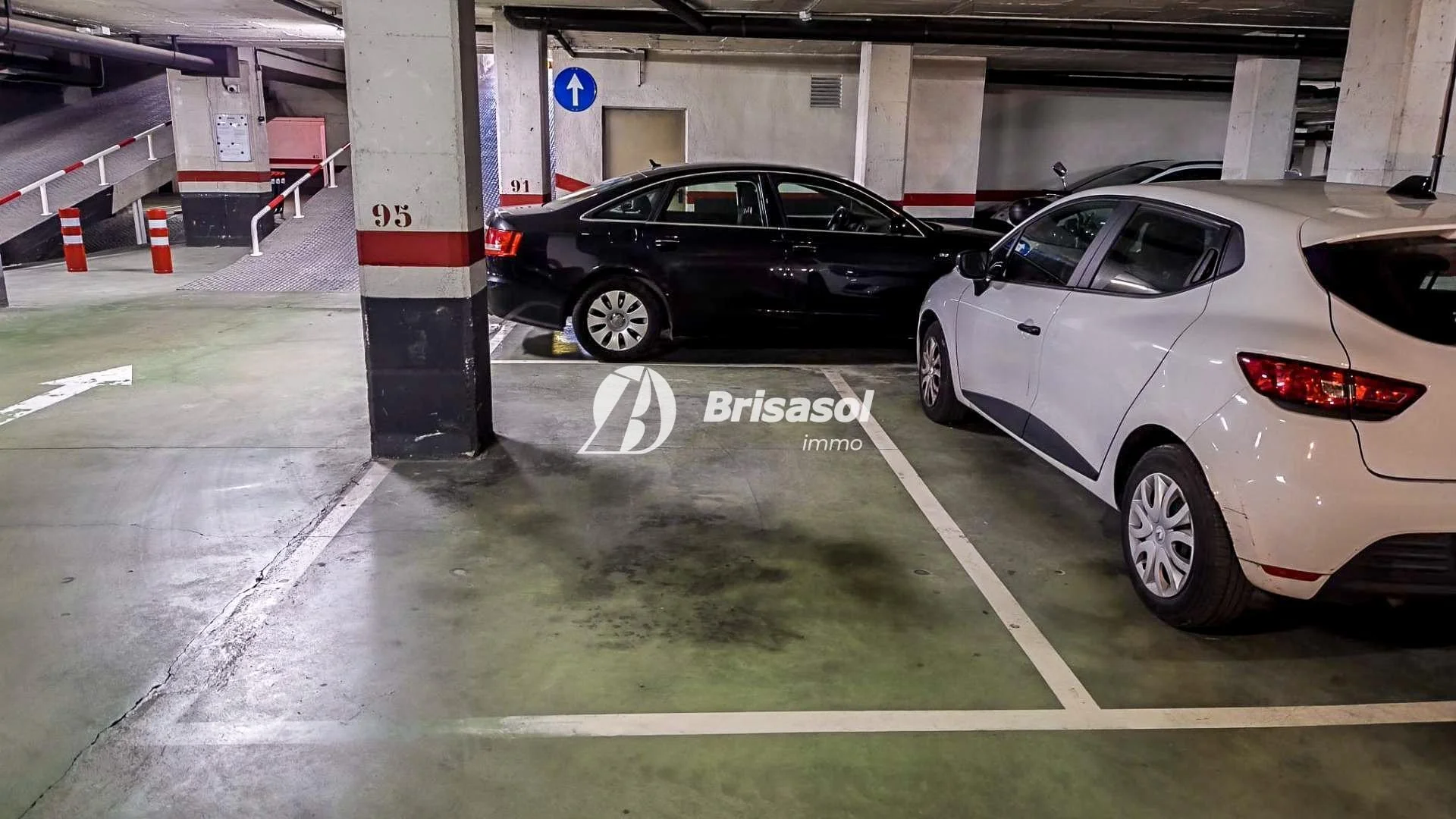Reus parking space, 21 m², 1992