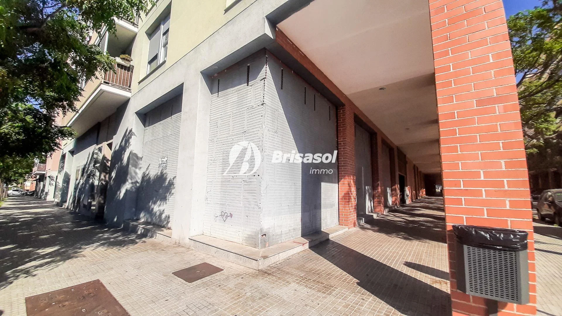 Local comercial versátil en Mas Iglesies