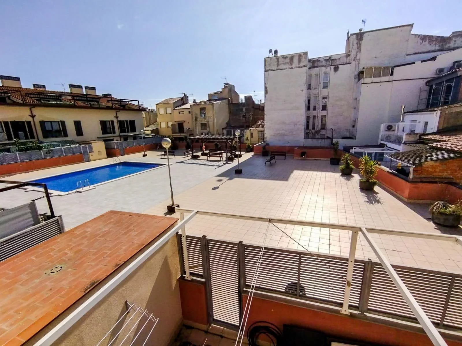 Piso soleado en El Castell con parking
