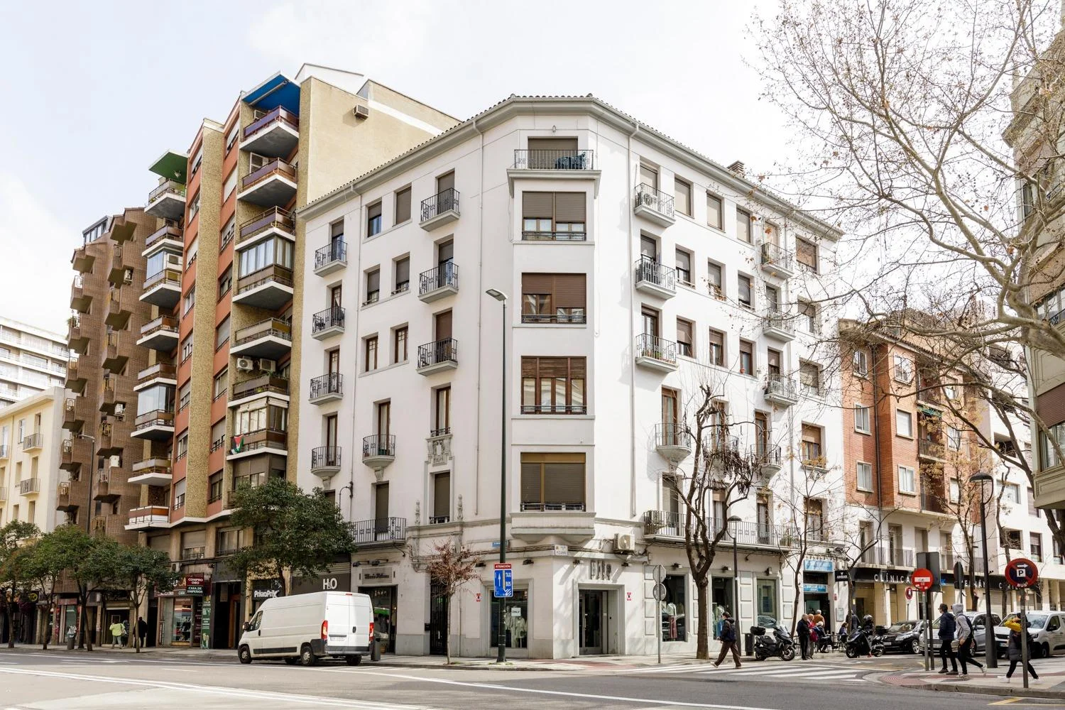 Central Zaragoza flat, four bedrooms