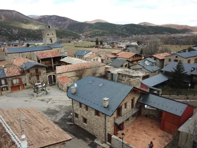 Casa nueva de cuatro dormitorios en Bellver