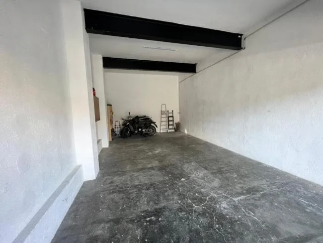 Local comercial en buen estado, 40 m² en Bellver