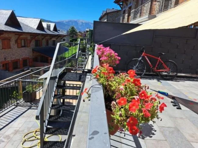 Casa adosada nueva en Puigcerdà, 4 habitaciones