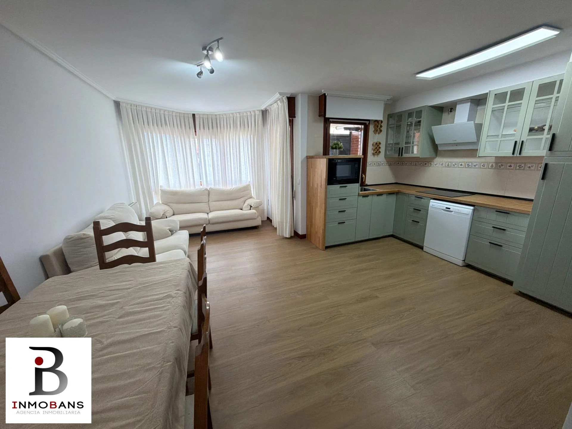 Ático dúplex en el centro de Santoña