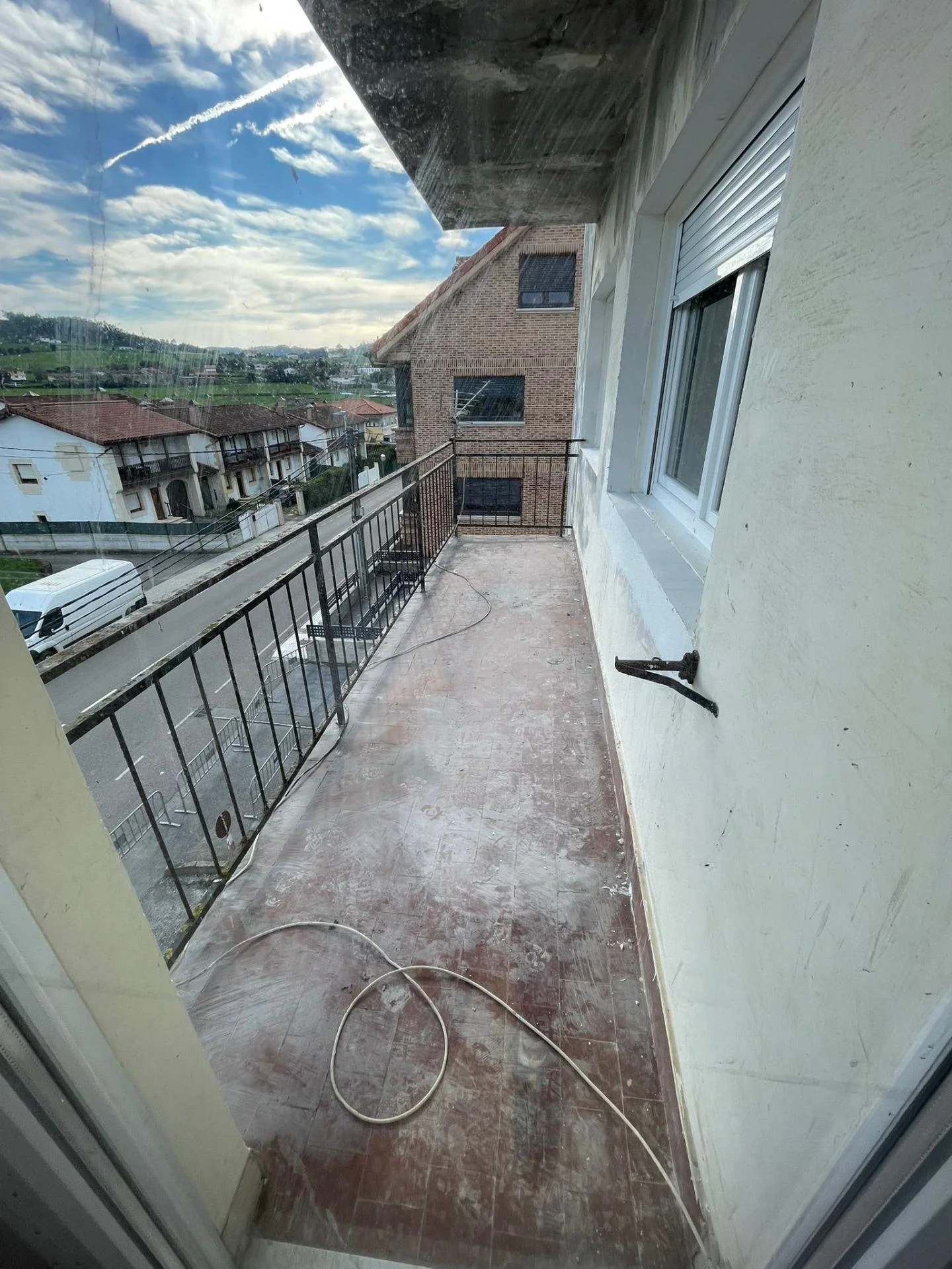 South-facing Meruelo flat, 3 bedrooms