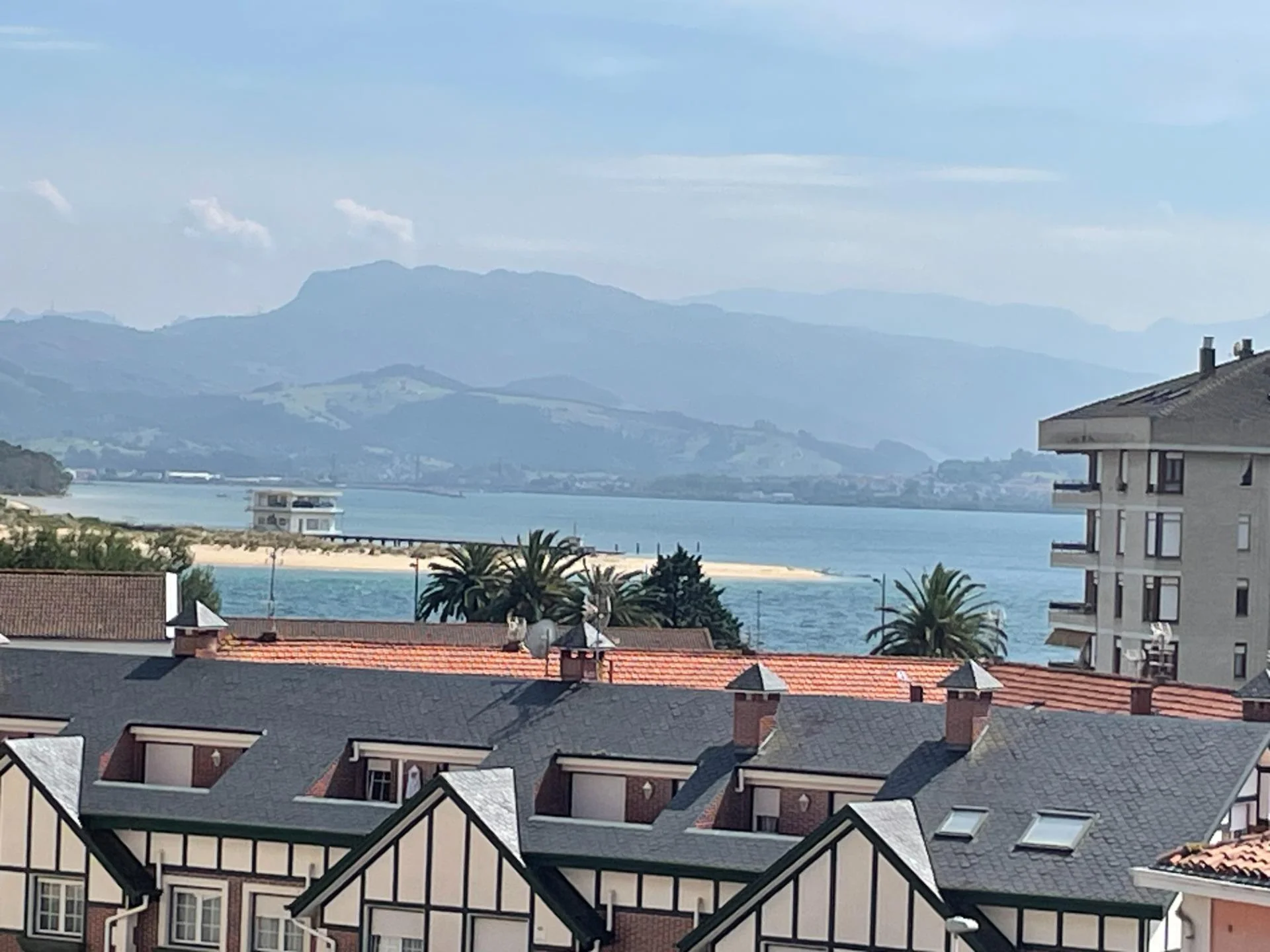 New-build Santoña flat, 3 bedrooms