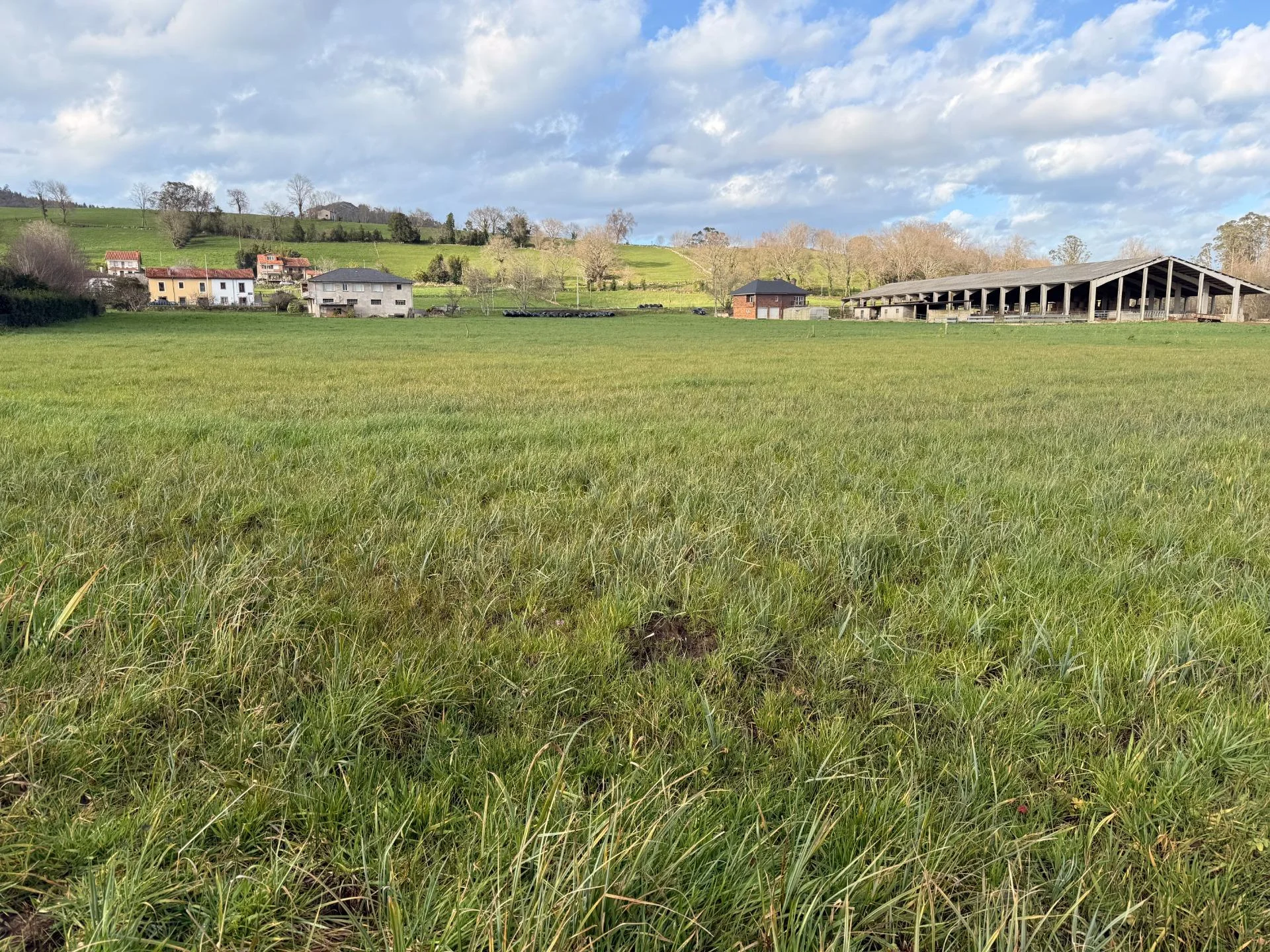 Rural land in Entrambasaguas, 5,696 m²