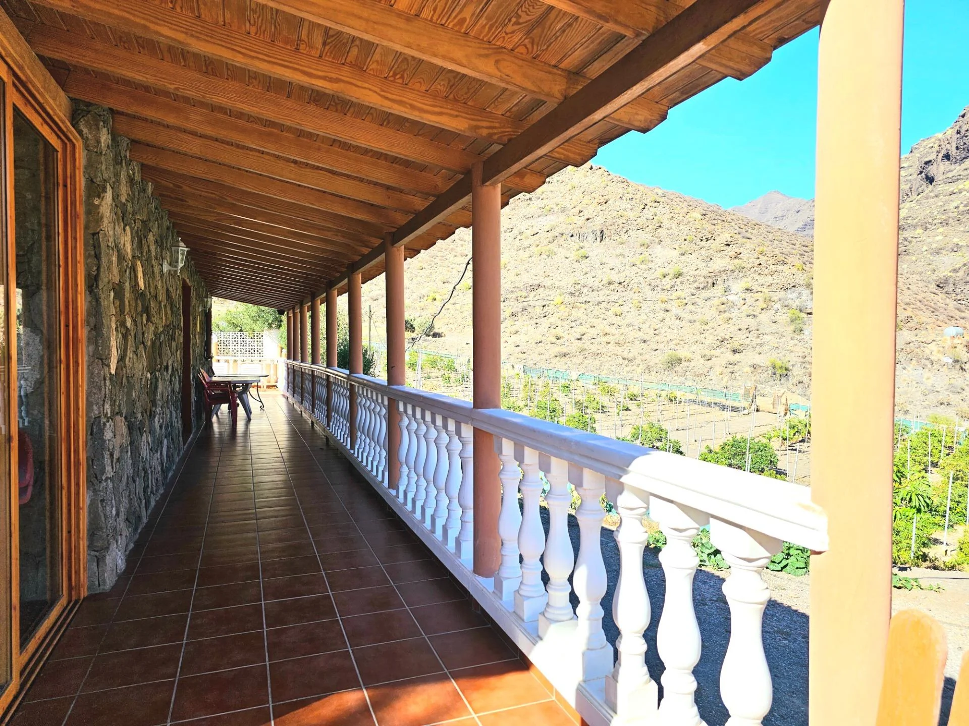 Finca en Tasarte con dos viviendas independientes