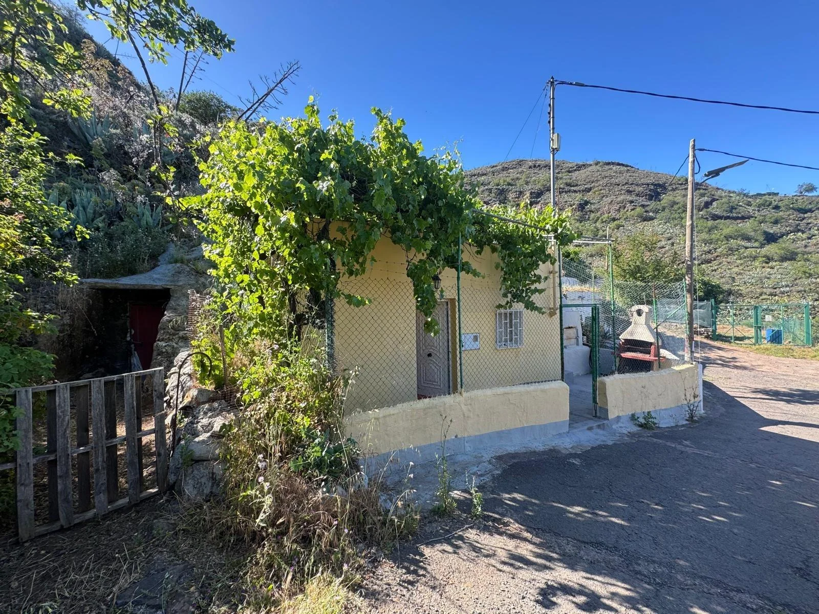 Casa cueva de dos dormitorios en medianías