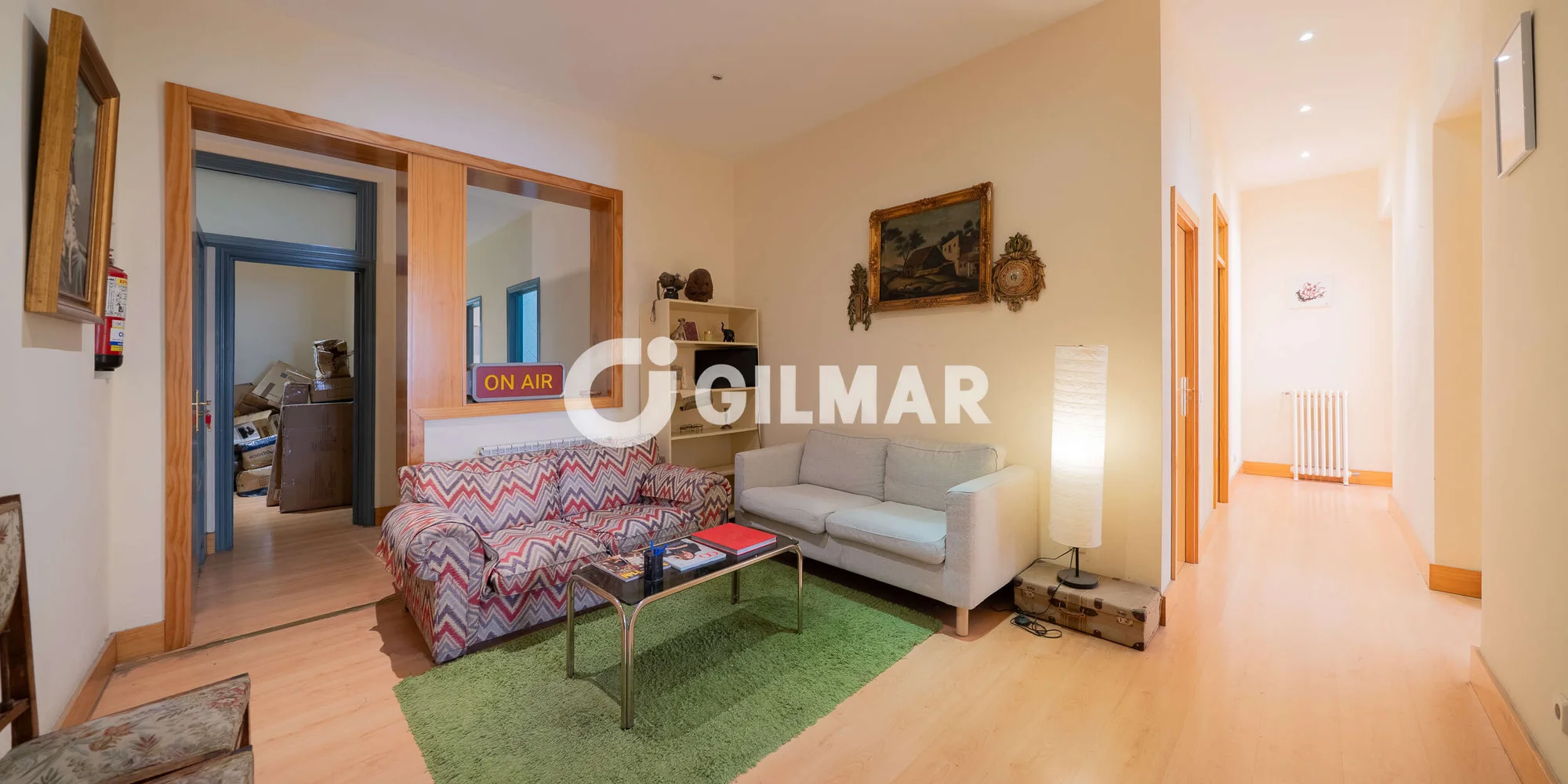 Piso histórico en Cortes, 211 m² y cuatro dormitorios