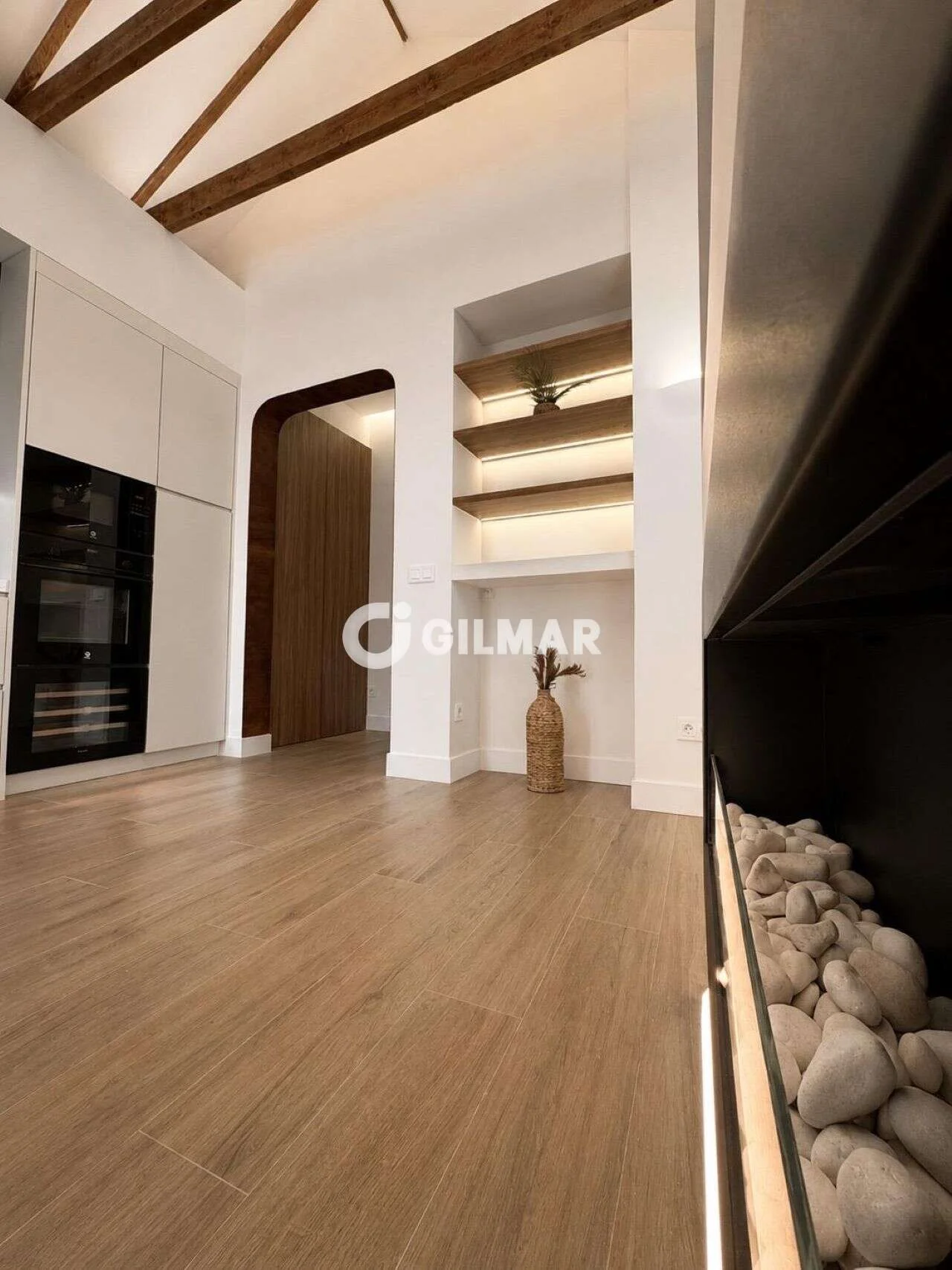Ático reformado en Goya, 54 m²
